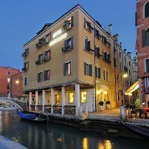 Arlecchino 3*, Venedig Italien